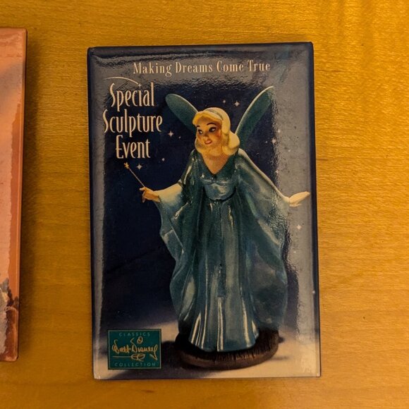 WDCC Rare Seven Walt Disney Collectable Pin Backs Vintage - Picture 6 of 10